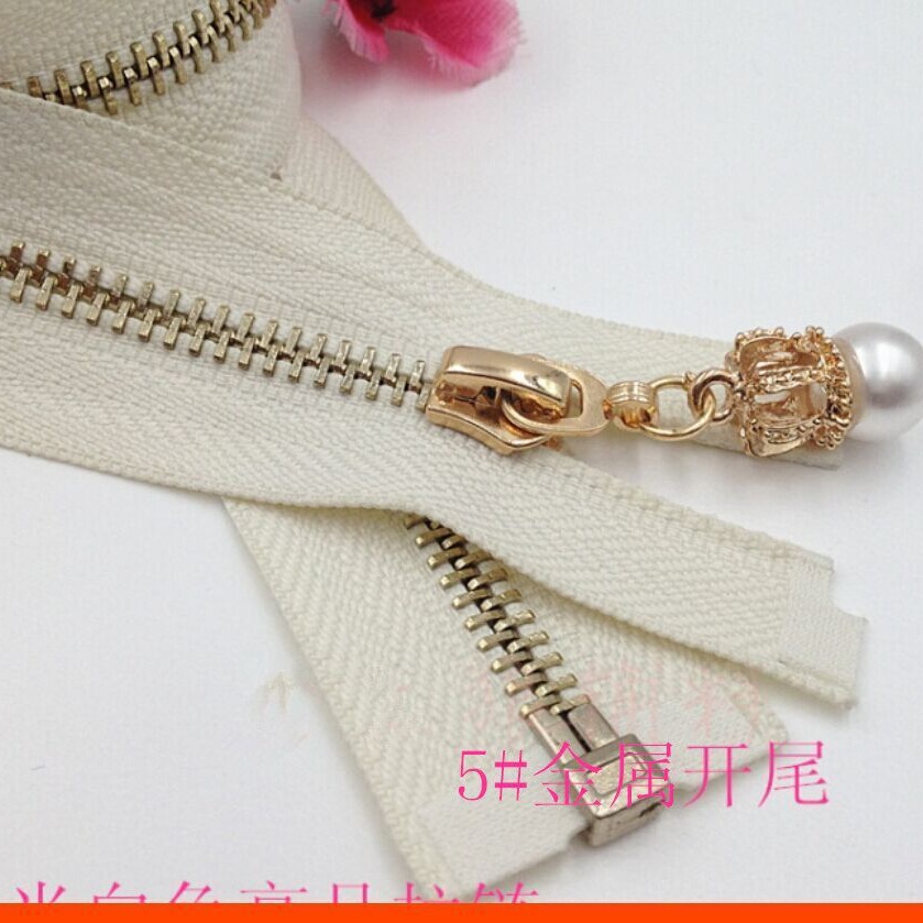 义乌厂家供应3号镀金金属拉链 服装箱包口袋铜拉锁多色多款可选