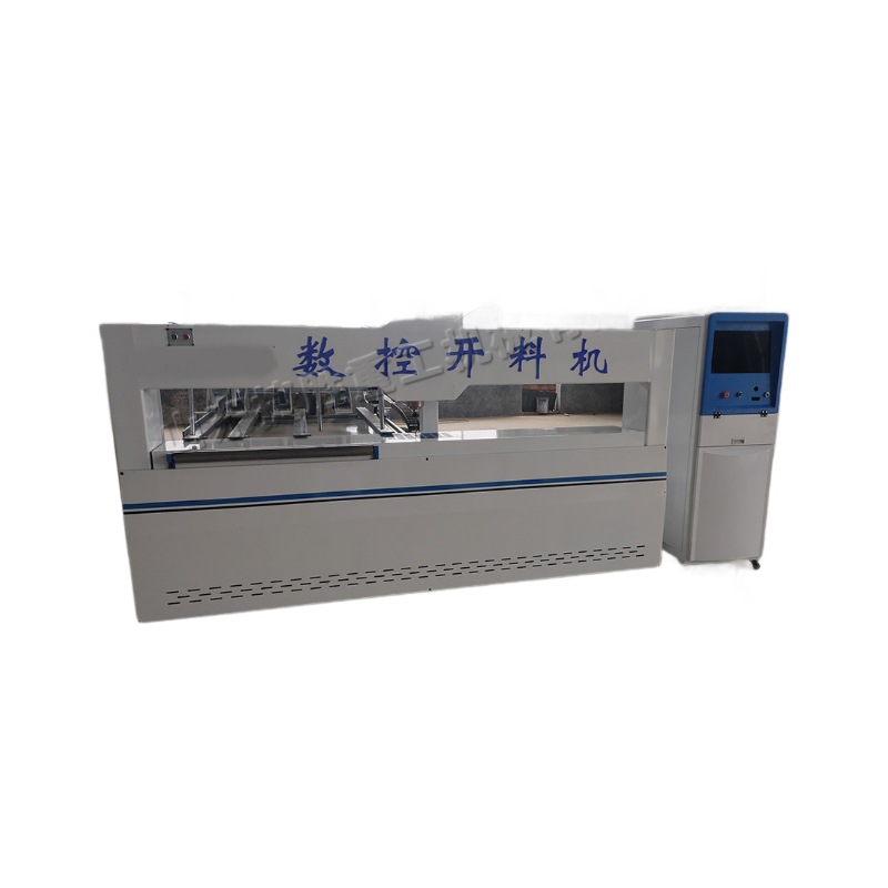 Máquina de corte automática de carpintería CNC de cuatro pasos máquina de corte de material de control numérico máquina de corte de panel de puerta de gabinete de muebles