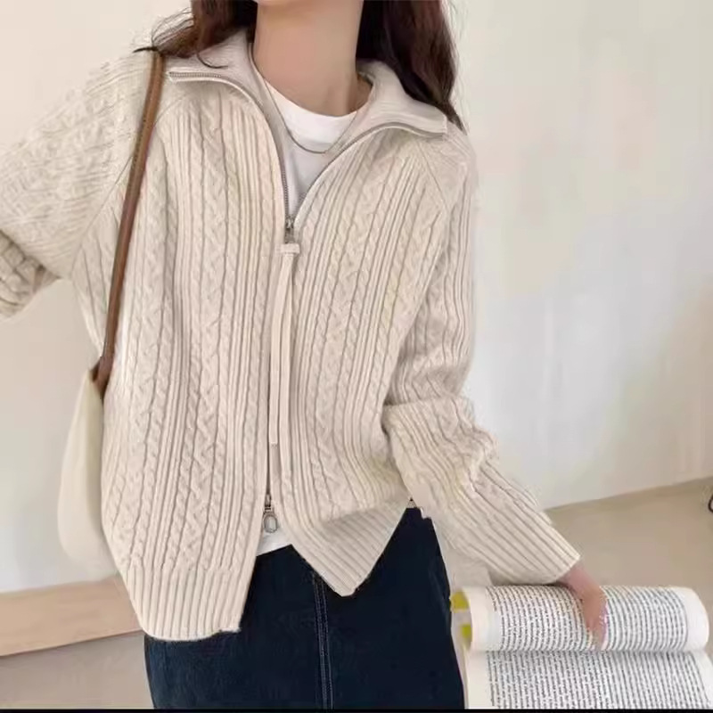 Retro demi-season cardigan with zipper