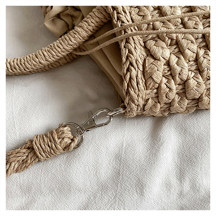 Fashion Straw Woven Messenger Tassel Bag display picture 1