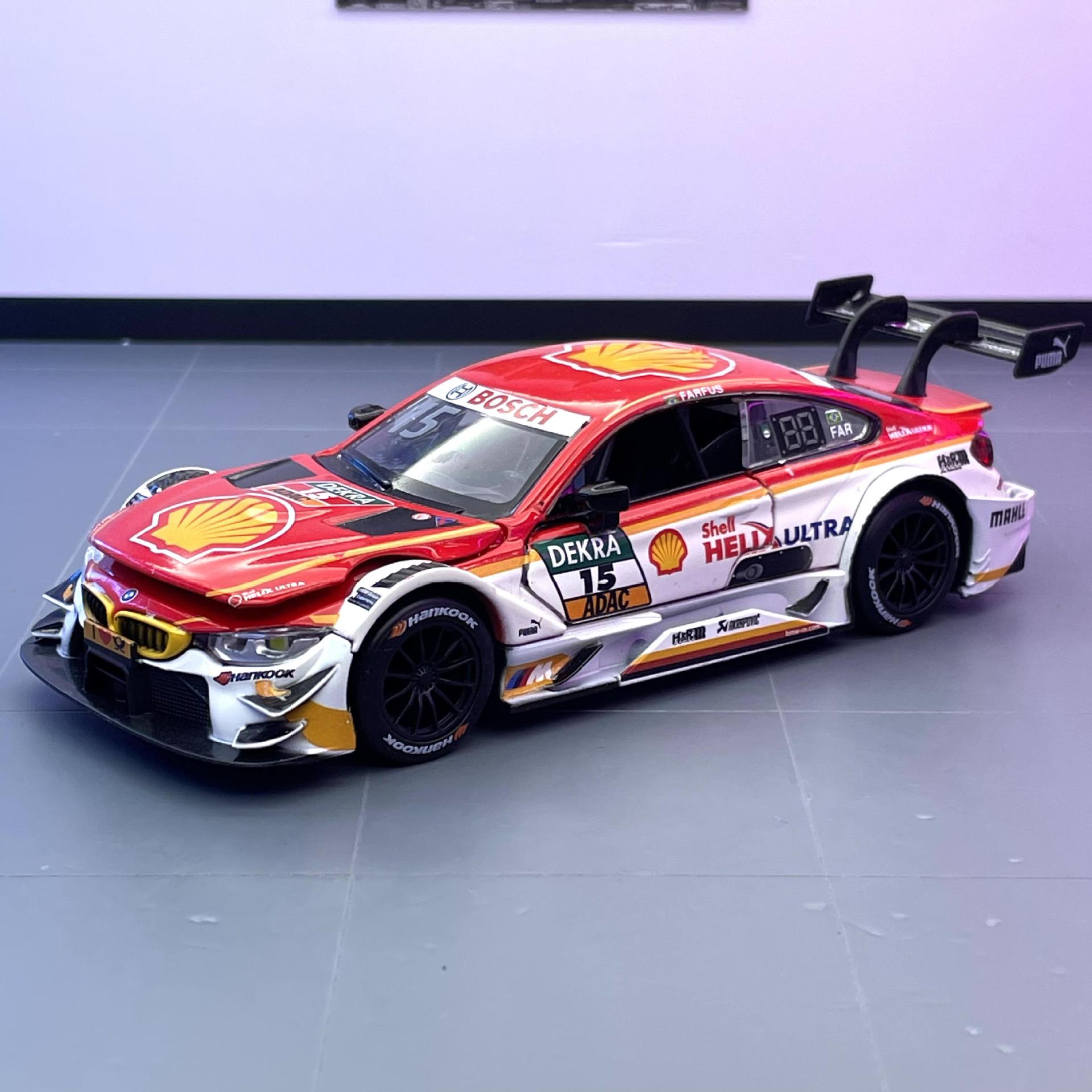 Hacer modelo de coche de aleación 1:32 baoma M4 tire flor tire hacia atrás sonido y luz niño juguete tire coche de carreras modelo adornos