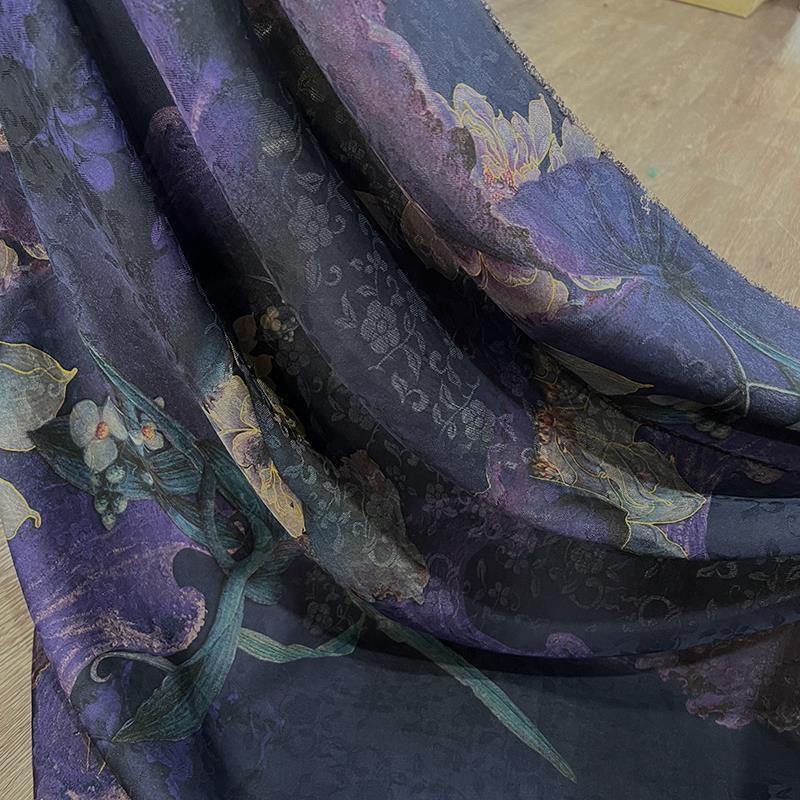 紫气东来 全孔花罗二经绞罗香云纱布料提花透孔桑蚕丝旗袍面料