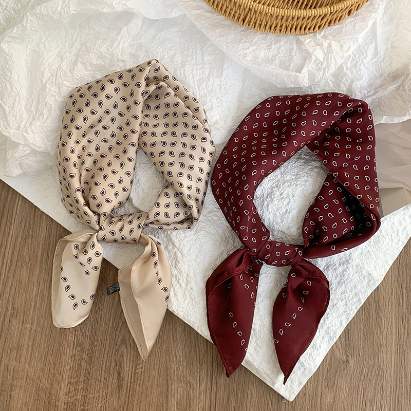 70 bufanda cuadrada de seda de imitación, bufanda de seda de flor de anacardo retro de alta calidad, pañuelo para el cabello, bufanda multiusos, chal superior de tubo