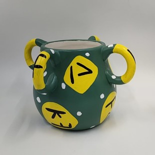 Craftsman-Shaped Creative Hand-Painted Ceramic Art Vase, Living Room Home Entrance Decoration, Scandinavian Special-Shaped Vase Ornaments