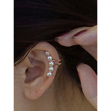 E 72958 Pearl cartilage clip earrings �޶���������Ǽ�