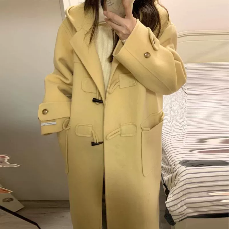 Высококачественная желтая шерстяная верхняя одежда с капюшоном для женщин средней длины, осенне-зимняя одежда 2022, шерстяная верхняя одежда с маленькими роговицами