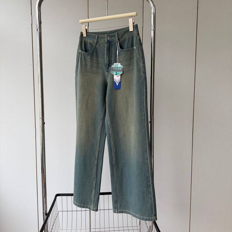 Cool and Flexible! Cotton High-Waisted Lightweight Comfortable Cool-Feel Loose Wide-Leg Flared Jeans for Women Cool and Flexible! Cotton High-Waisted Lightweight Comfortable Cool-Feel Loose Wide-Leg Flared Jeans for Women