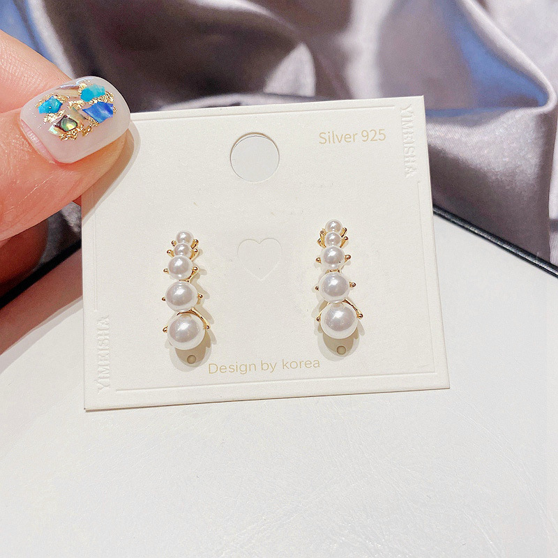 Korean Geometric Caterpillar Pearl Earrings display picture 1