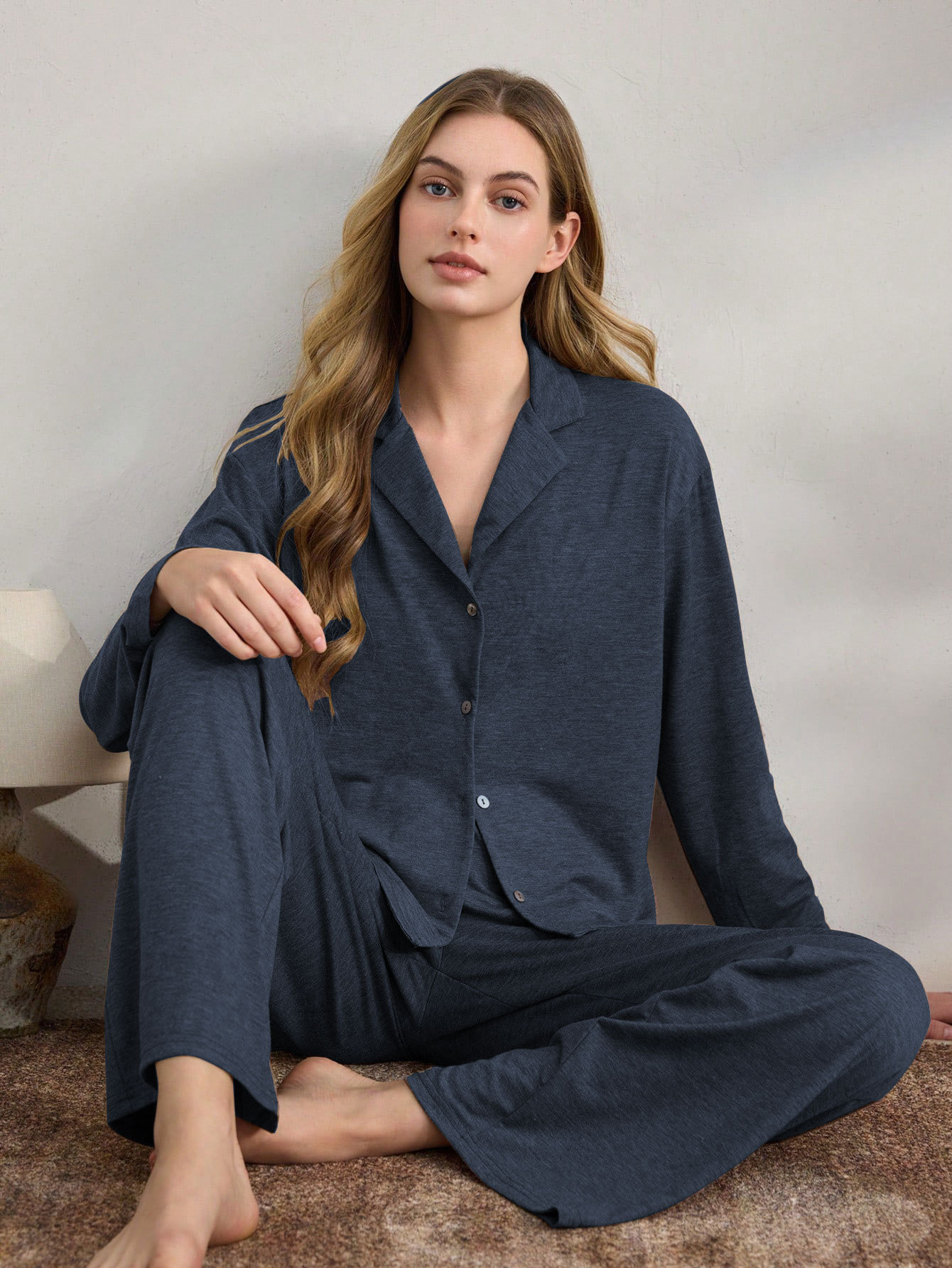 Pijamas de otoño y invierno transfronterizos europeos y estadounidenses, camisetas casuales de moda, pantalones largos de mangas largas, ropa de hogar suelta de dos piezas