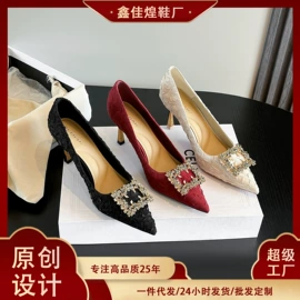 女式时装单鞋;高跟凉鞋;女式皮靴