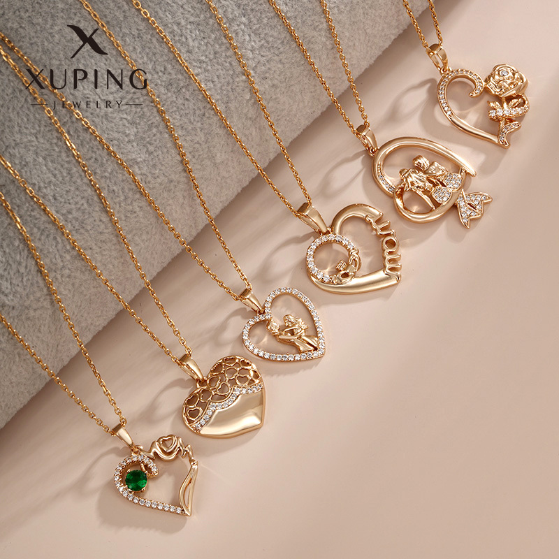 Joyería Xupe estilo coreano nicho diseño alto sentido collar joyería mujer neto rojo Luz de lujo temperamento amor colgante venta al por mayor