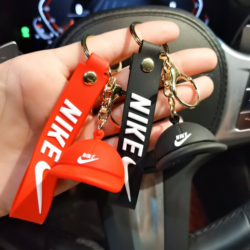 Cartoon glue drop Nike hat key chain pendant creative doll car key chain cute men's exquisite gift