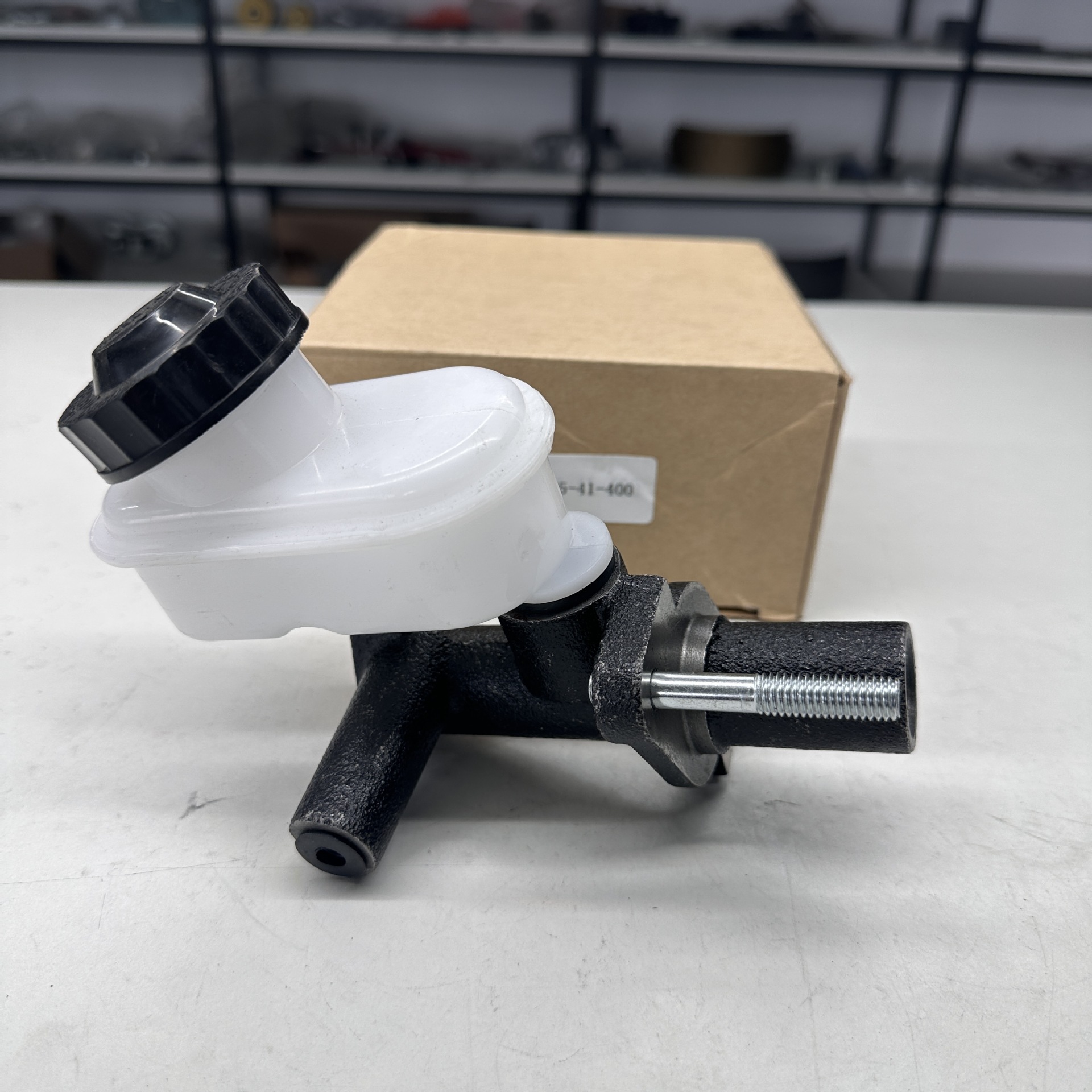 For Mazda Mx-5 Clutch Master Cylinder B425-41-400 Nm00477 123313456
