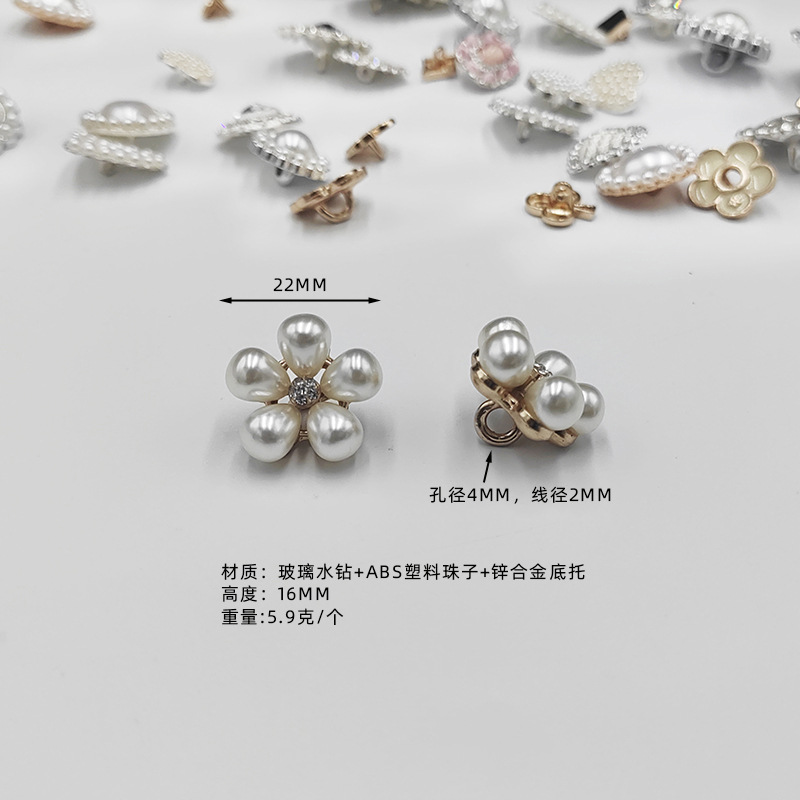 Los fabricantes venden directamente sirimi Diamond hebillas llenas de joyas de aleación de corazón de melocotón accesorios de ropa con botones de pies