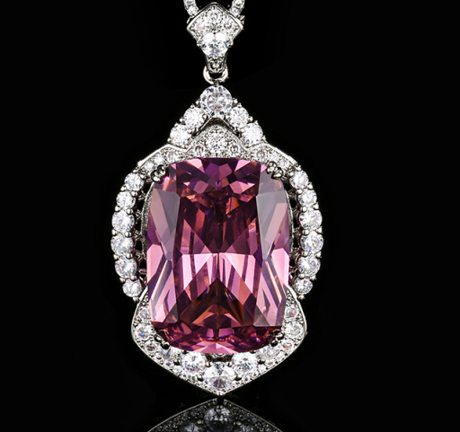 2024 nuevo estilo Zhuang Shengsheng joyería fondo de cobre chapado en oro moda imitación de color tesoro diamante colgante de lujo collar piedra 20*28