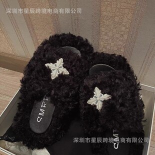 ��Ʒ�|SK�ڰ׽z�qëë��ʮ�ֻ���׺ښ���Ƥ���⴩���ëһ����Ь
