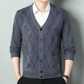 男式针织衫;男式T恤;男式羊毛衫