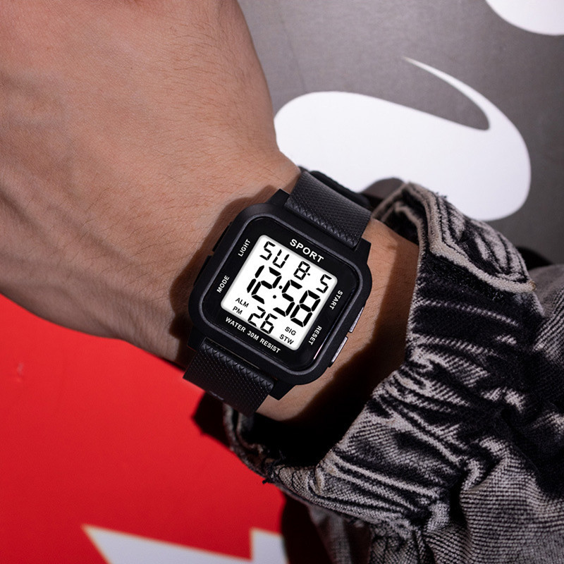 Comercio exterior transfronterizo multifuncional cuadrado estudiante masculino reloj electrónico deportes al aire libre luminoso impermeable reloj de hombre al por mayor