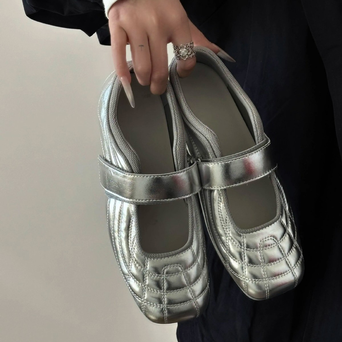 Sheepskin Version~2026 New Korean Style Velcro Ballet Shoes Flat Mary Jane Women's Silver Sports Casual Shoes