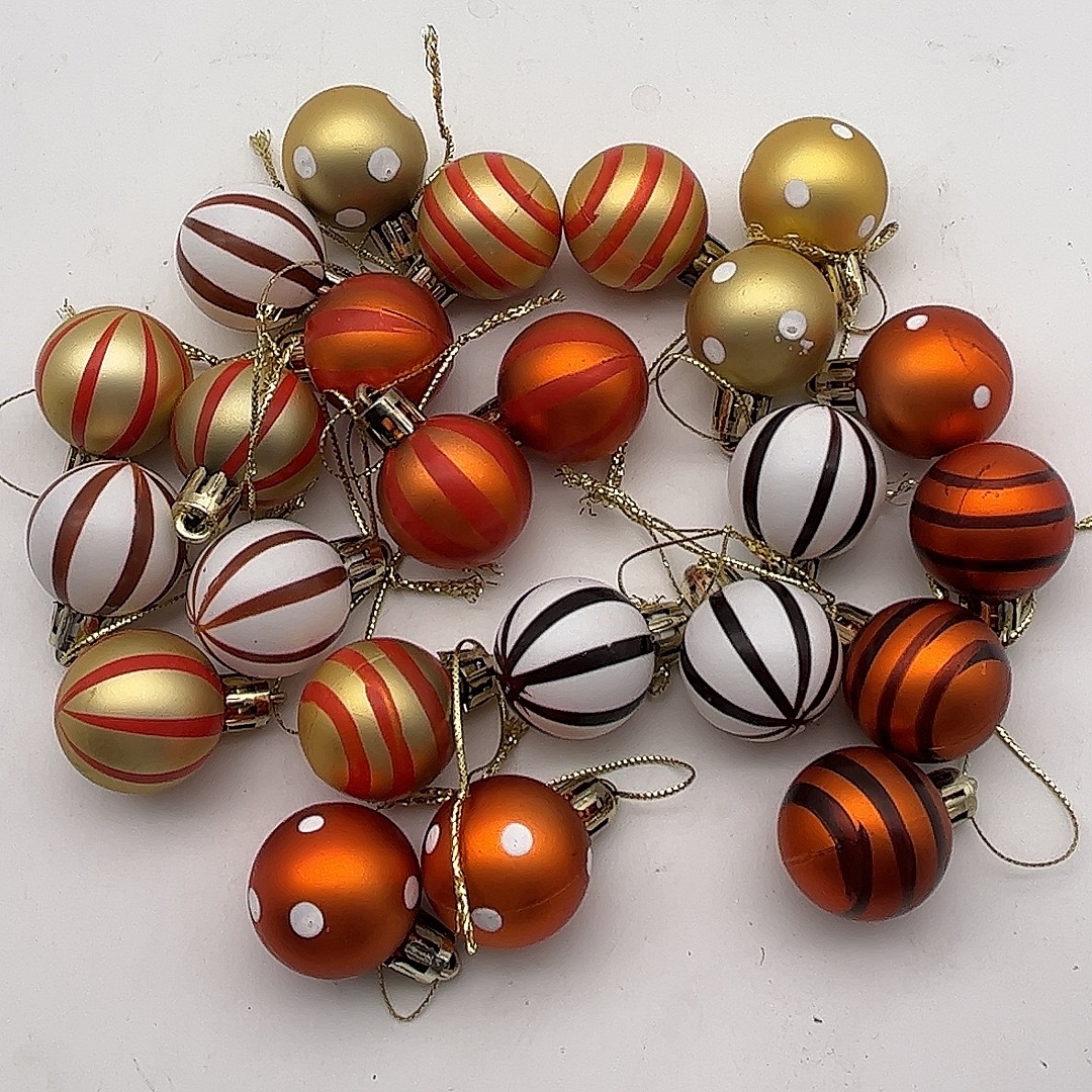 Navidad 3cm mate pintado plástico bola de Navidad otoño festivo bola decorativa