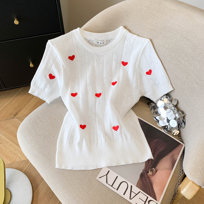 Real Shot of the 2026 Summer New Slim-Fit Short-Sleeve Round-Neck Unique Heart-Patterned Top T-Shirt Ice Silk Knitwear for Women Real Shot of the 2026 Summer New Slim-Fit Short-Sleeve Round-Neck Unique Heart-Patterned Top T-Shirt Ice Silk Knitwear for Women