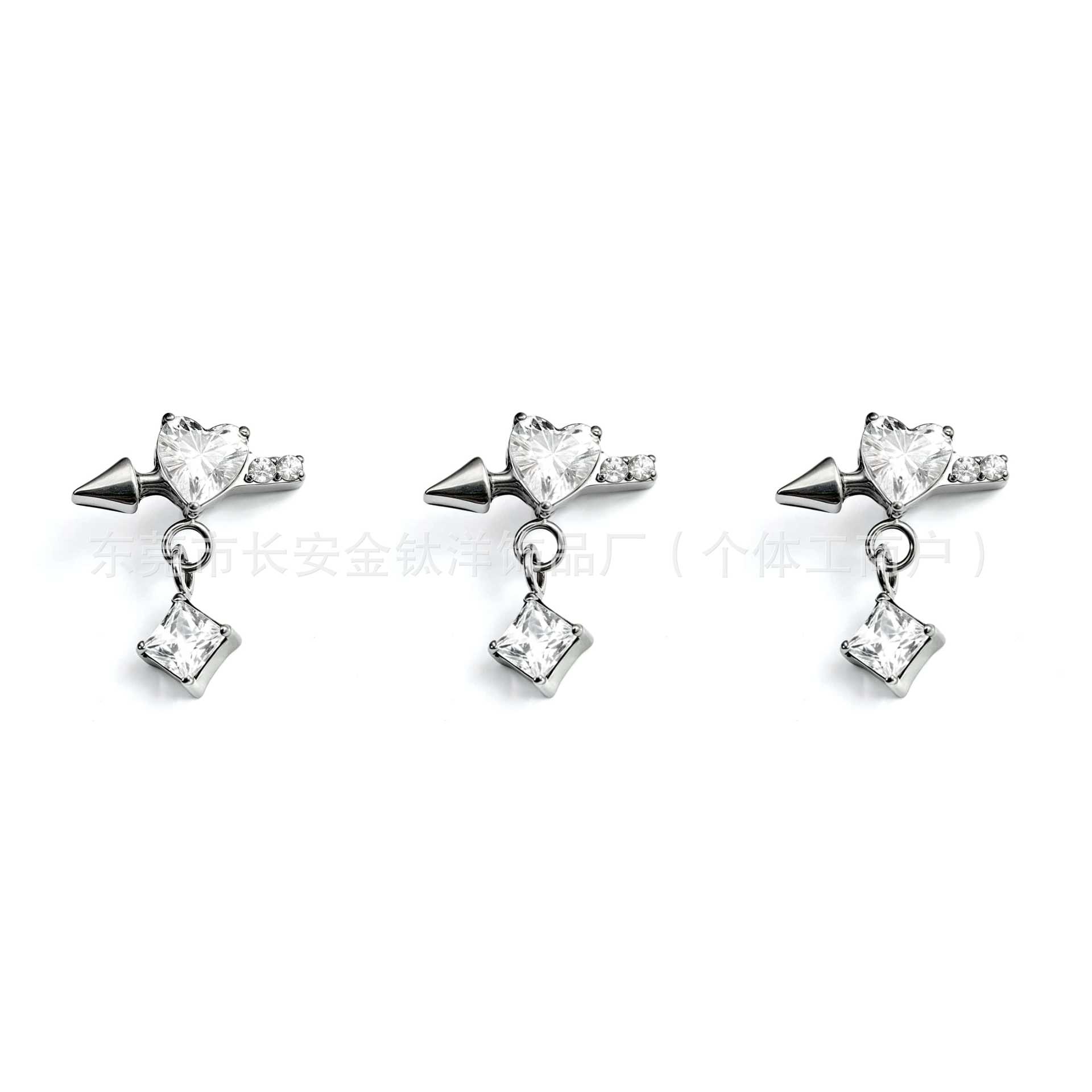 Labret piercing jewelry detail image