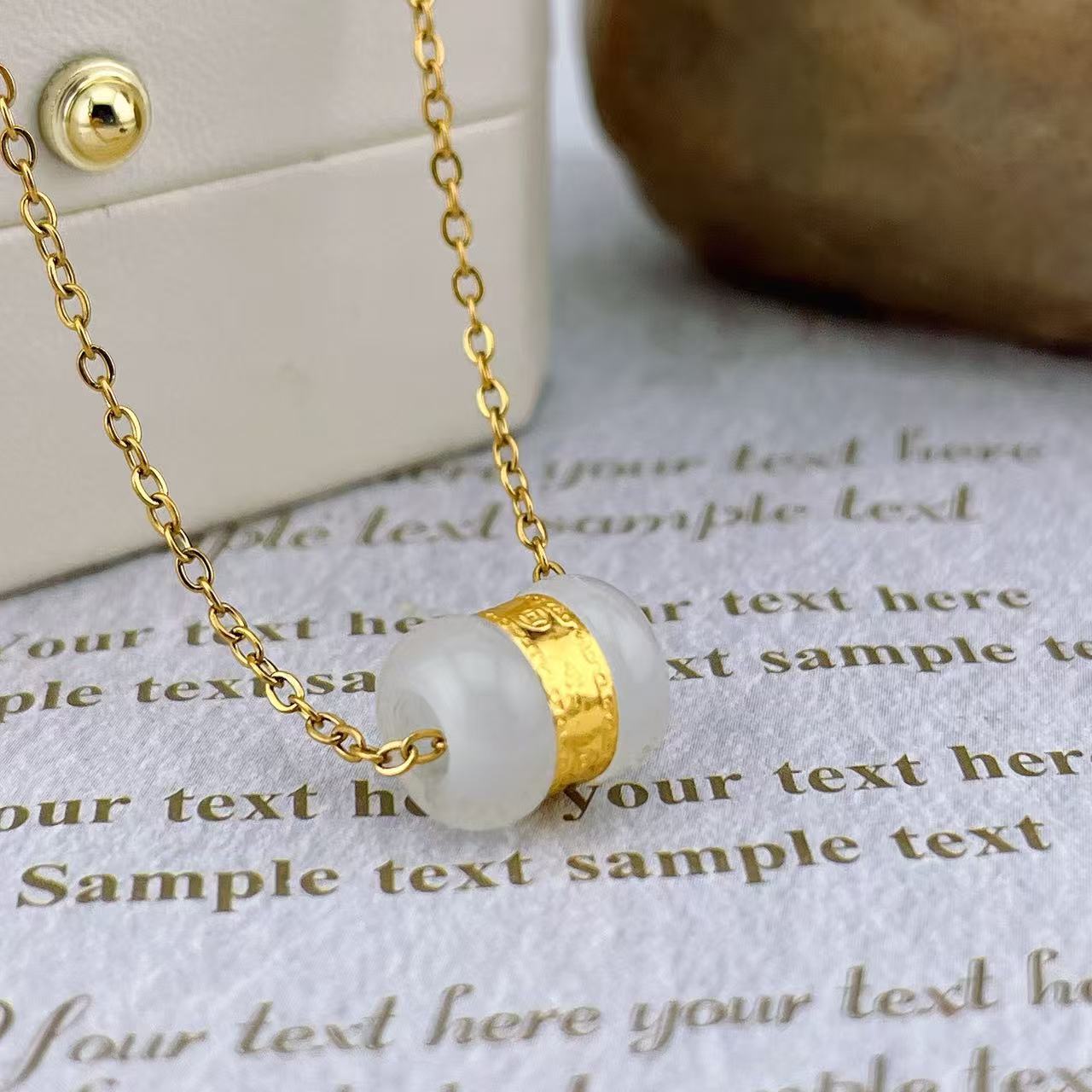 小红书爆款高冰玉髓路路通吊坠男女通用吊坠配件可穿手链会销礼品|ms