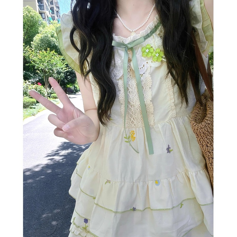 学院风小清新穿搭一整套女夏甜美花朵刺绣碎花连衣裙两件套小个子|undefined