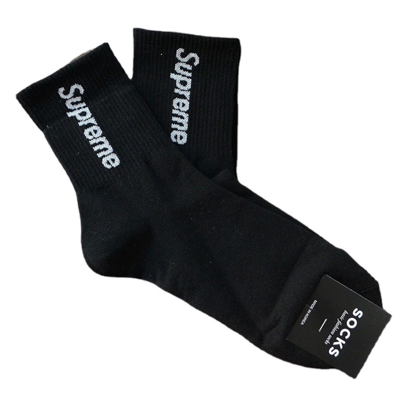 0 Calcetines coreanos Dongdaemun Calcetines de algodón de cintura media para hombre Alfabeto inglés Calcetines deportivos del campus Otoño e invierno Nuevo