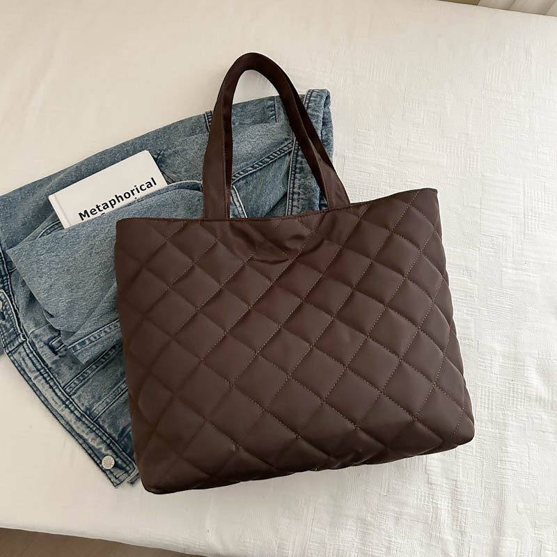Bolso de sentido de alta gama para mujer de gran capacidad 2023 nuevo bolso de hombro de otoño e invierno de moda Oxford Bu Lingge Commuter Tote Bag