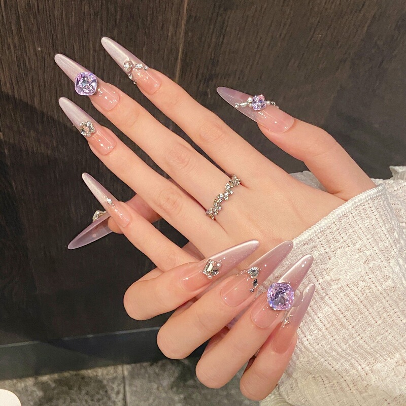 [Yunsha Liwu] 4.0 Thin Dog Handmade Nails with Accessible Luxury Gradient Purple Beveled Cat Eye Diamond Manicure
