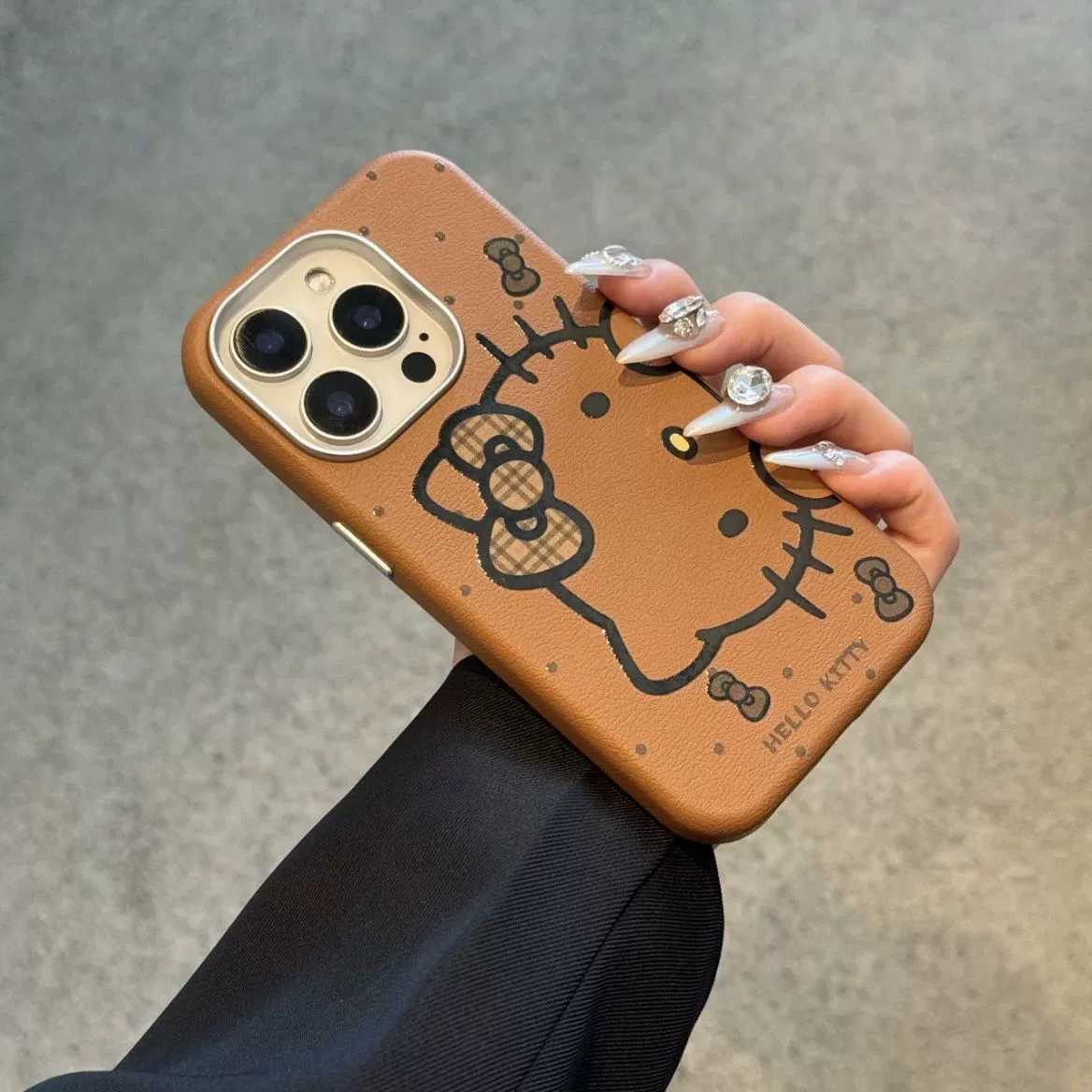 Brown compatible phone case, iphone, 15promax