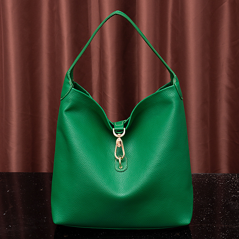 Neue handgehaltene Damen-Tasche mit körnigem Kieselmuster und einer Schulter unter dem Arm_voghion.com