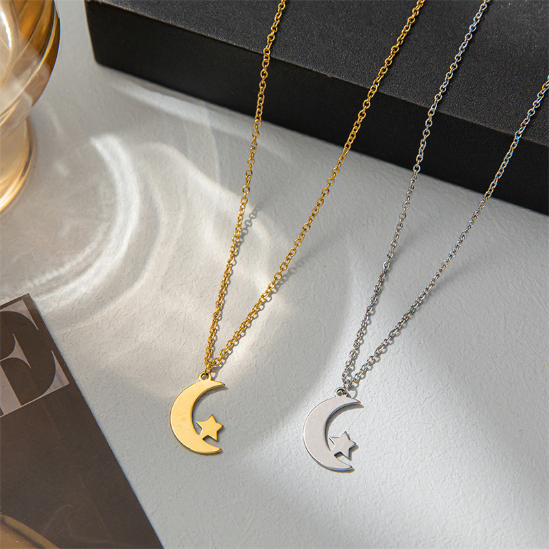 Ion Plating (IP) Gold Plating Process 316L Stainless Steel Ion Plating (IP) Star Moon Waterproof Non Tarnish Surgical Steel Pendant Necklace For Women'S