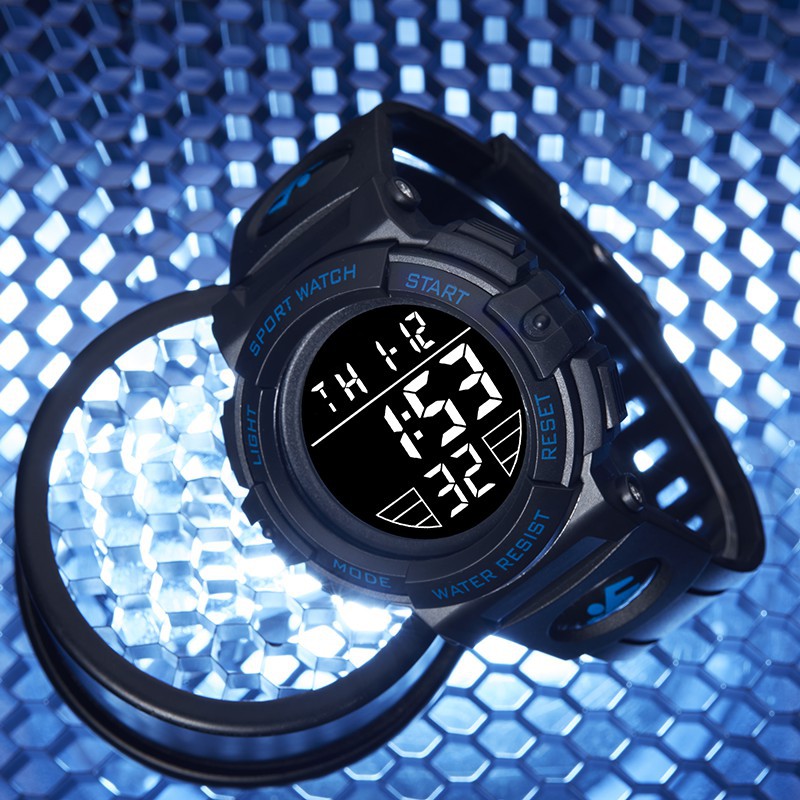 Comercio exterior popular moda al aire libre reloj electrónico estilo deportivo de moda LED alarma de luz fría hombres y mujeres reloj de la escuela secundaria