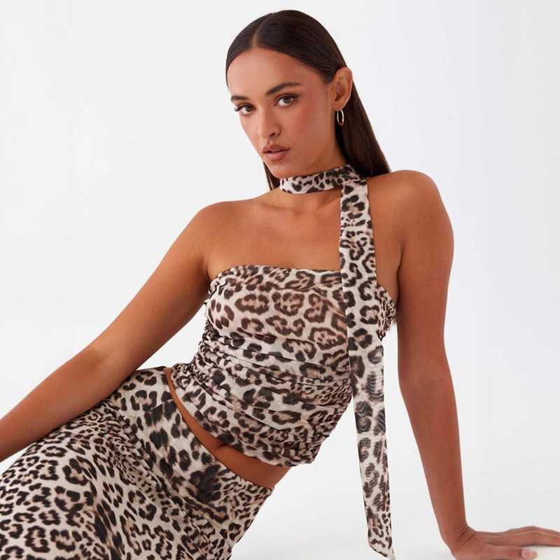 2025 Summer New Stylish Fashion Tie-Neck Strap Off-Shoulder Color-Block Leopard Print Design Tight Tube Top