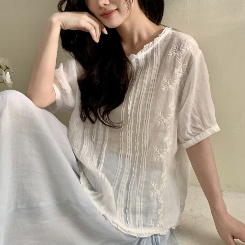 2026 Summer New Style Artistic Ramie Embroidered Lace Shirt for Women, Loose Large Size Pullover Top
