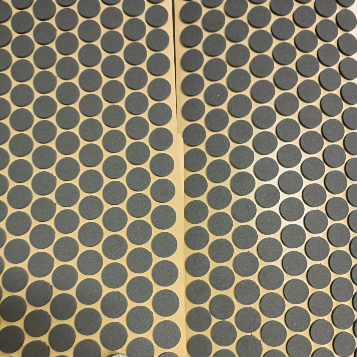 eva胶垫 减震eva泡棉垫片 异形方形EVA单双面胶贴 格网纹EVA脚垫