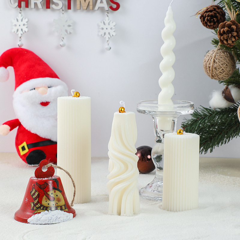 クリスマスのお土産クリスマスツリーの形の幾何学的なアロマキャンドルcandleクリスマスの雰囲気装飾品卸売り|undefined
