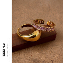气质优雅时尚高贵手饰小众轻奢风黄铜镀18k金镶嵌粉色锆石戒指女