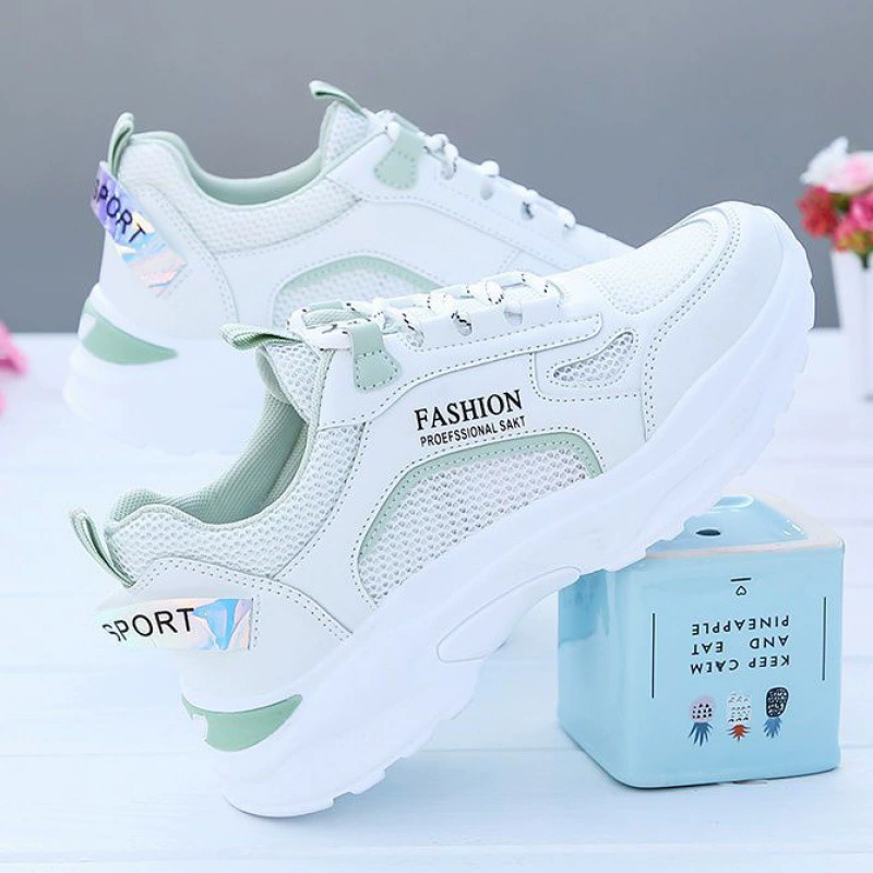 Белые туфли 2025, летняя женская обувь, туфли для папы в корейском стиле, универсальная спортивная обувь для студенток, повседневная обувь на толстой подошве, увеличивающая рост