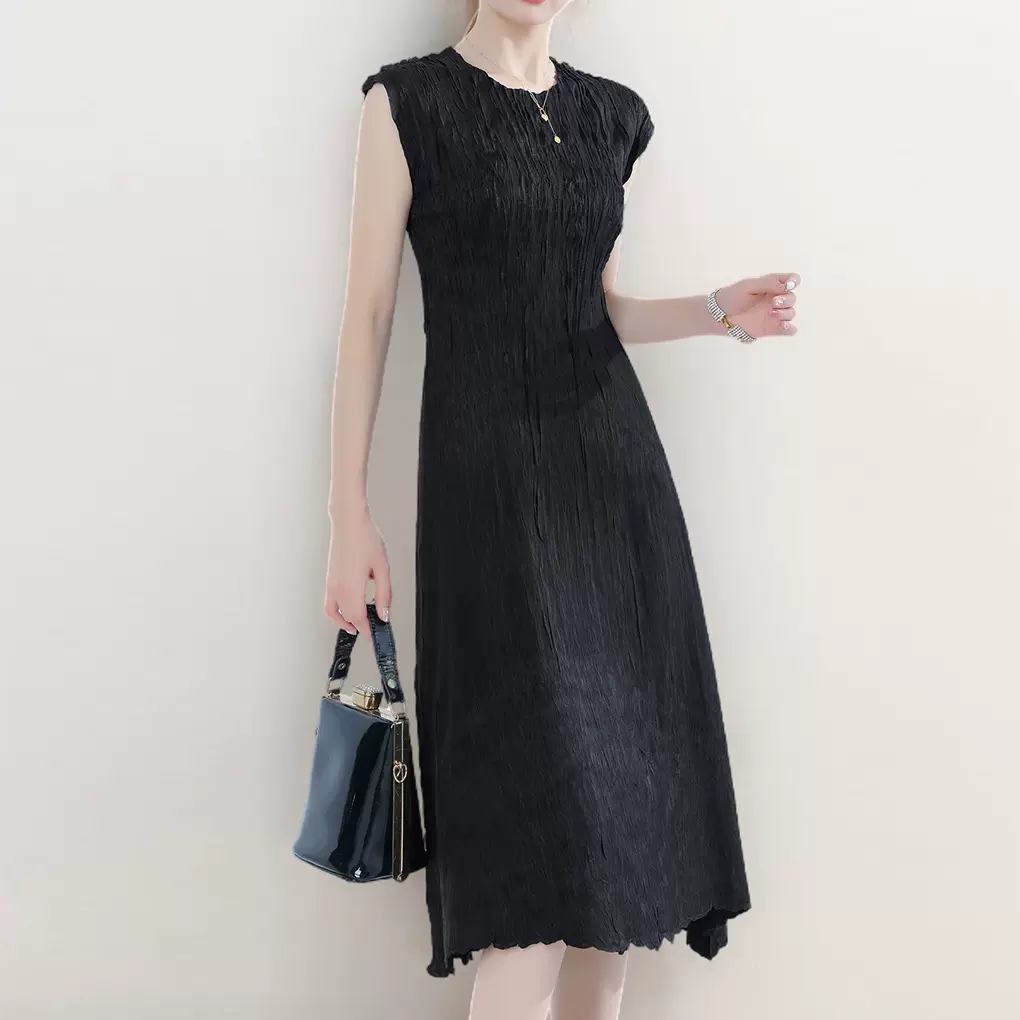 女士新款连衣裙高级感夏季新款圆领无袖中长款a字裙显瘦三宅裙子