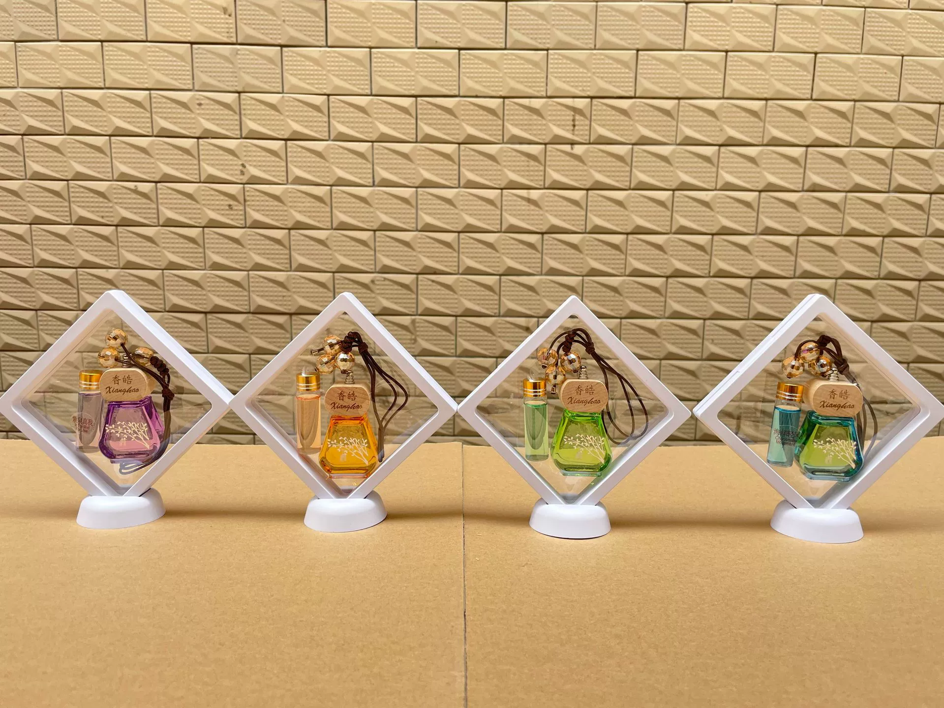 Автомобильная подвеска с эфирным маслом Автомобильная подвеска духи Автомобильная подвеска ароматерапия Подвеска Эфирное масло с добавкой жидкий костюм