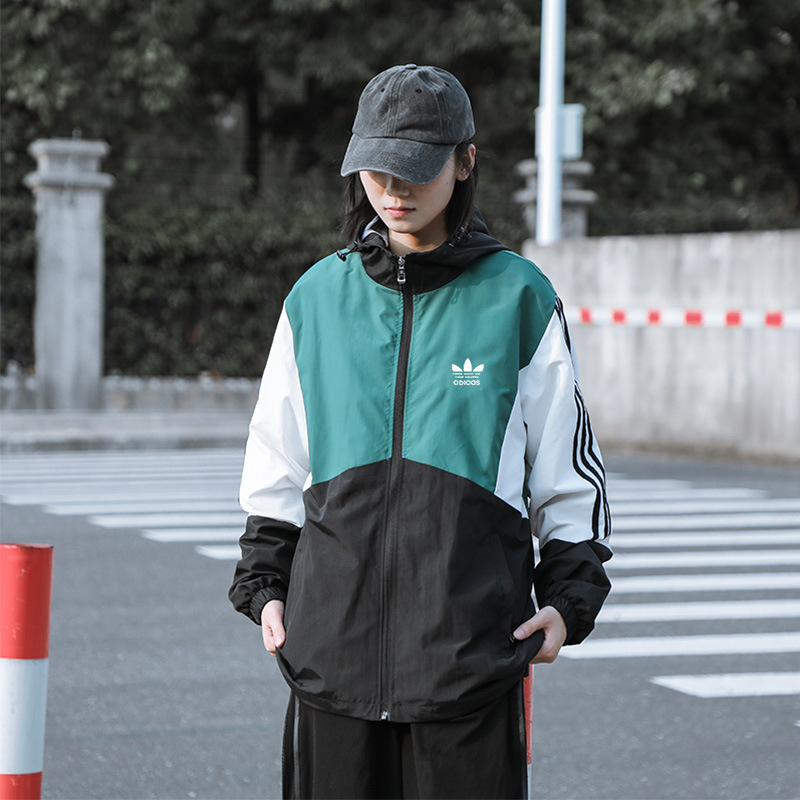 Clover Windbreaker Jacket for Men and Women, Outdoor Casual Sports Jacket, Hooded Windproof and Rainproof Spring and Autum Jacket