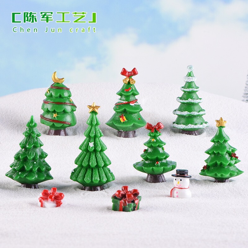 Christmas Small Gifts, Miniature Snowscapes, Decorative Ornaments, Christmas Tree Accessories, Various Sizes of Artificial Trees Christmas Small Gifts, Miniature Snowscapes, Decorative Ornaments, Christmas Tree Accessories, Various Sizes of Artificial Trees