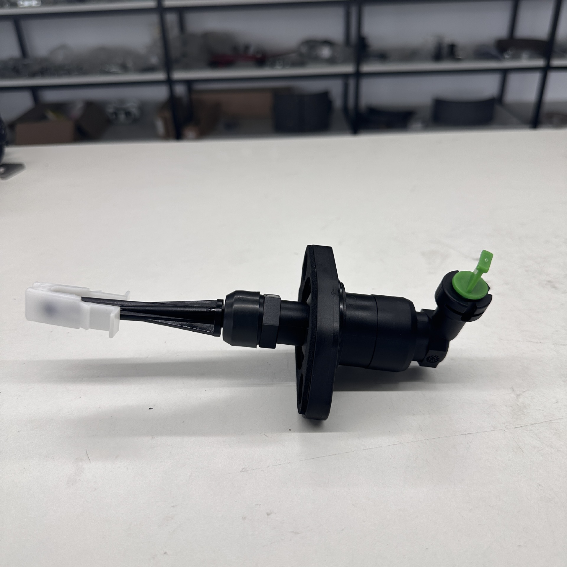 25186238 25196007 Suitable for Chevrolet Spark Clutch Master Cylinder