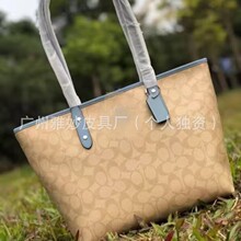 ޢC��26�¿�city30������б����Ƥ�μ�����Ů���ذ�ͨ��Ҹ��