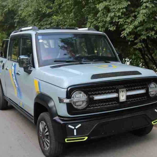 Электрический четырёхколёсный малотоннажный грузовик, новый энергоэффективный микрогибридный электромобиль, городской и сельский закрытый электромобиль с батареей