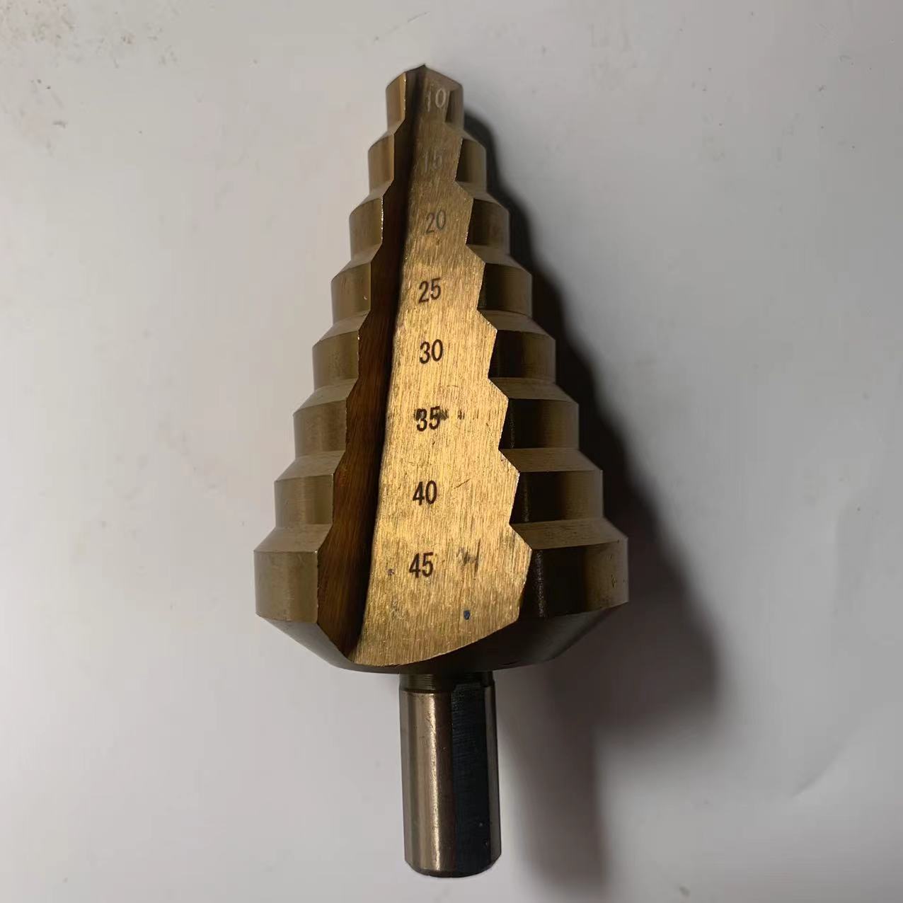 三角柄镀钛直槽螺旋阶梯钻10-45MM 台阶钻 扩孔钻头