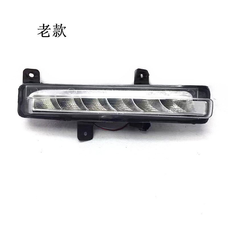 CHERY RUIHU 8 일 달리기 조명에 적합 새롭고 오래된 RUIHU 8 일 달리기 조명 프론트 바 조명 안개 조명 LED 조명
